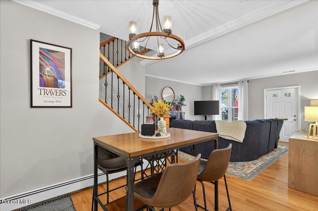 16 Hutchins Street, Saratoga Springs, NY 12866