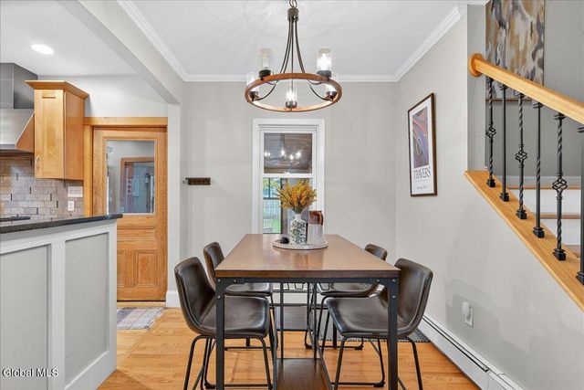 16 Hutchins Street, Saratoga Springs, NY 12866