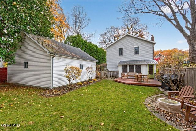 16 Hutchins Street, Saratoga Springs, NY 12866