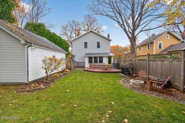 16 Hutchins Street, Saratoga Springs, NY 12866