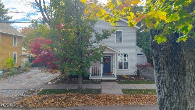 16 Hutchins Street, Saratoga Springs, NY 12866