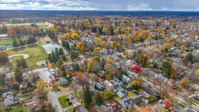 16 Hutchins Street, Saratoga Springs, NY 12866