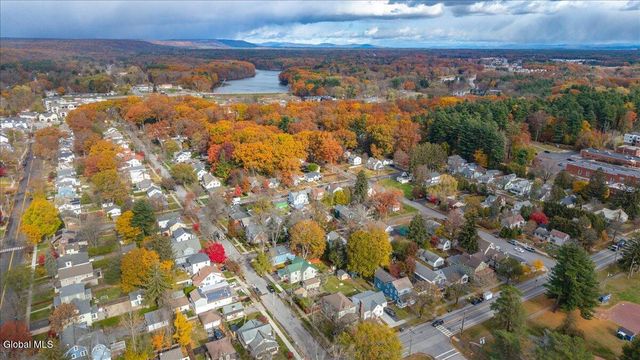 16 Hutchins Street, Saratoga Springs, NY 12866