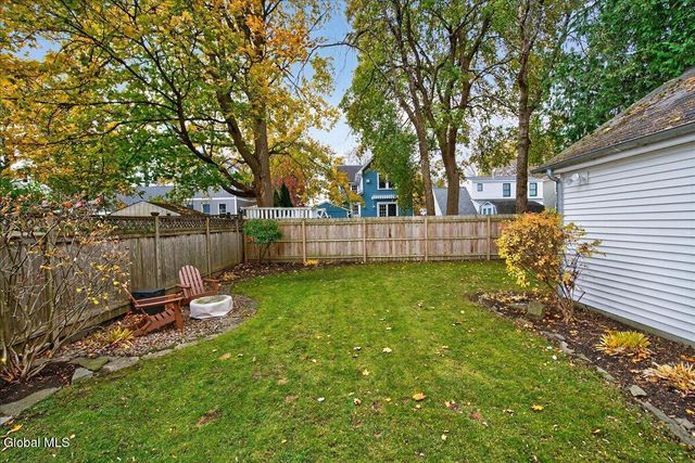 16 Hutchins Street, Saratoga Springs, NY 12866