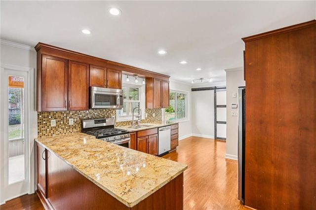 2926 Umberland Drive, Atlanta, GA 30340