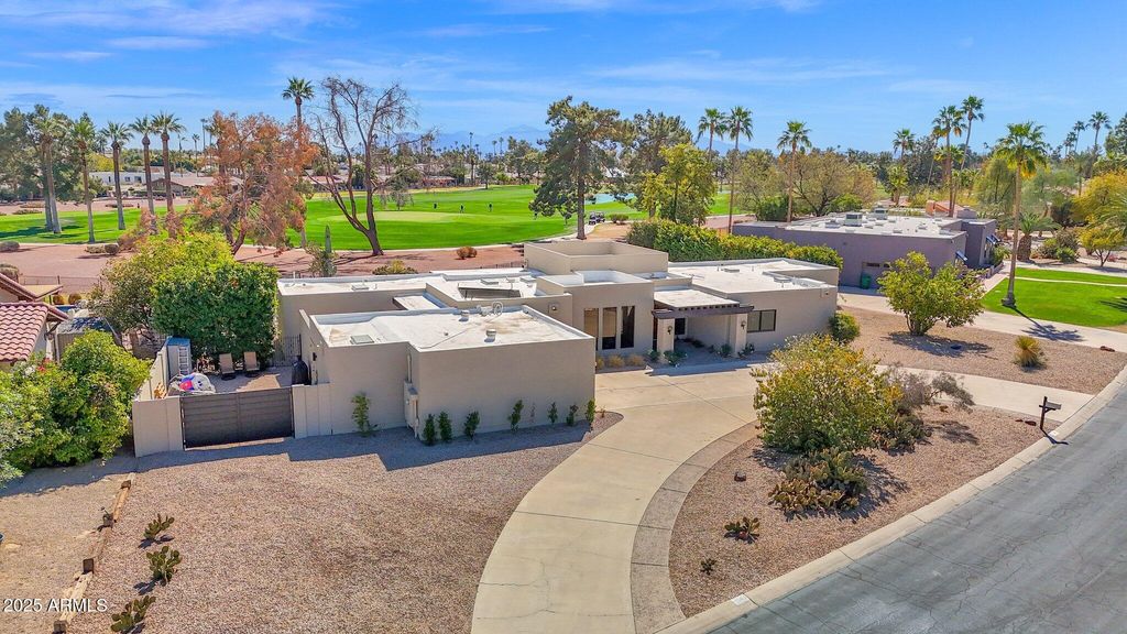 Image 6 of property listing at 1141 N ORO Vista, Litchfield Park, AZ 85340