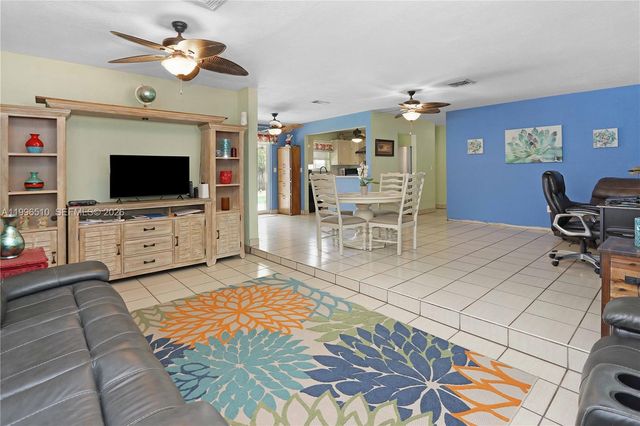 401 N 72nd Ave, Hollywood, FL 33024