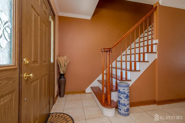 9 Salem Street, Piscataway, NJ 08854