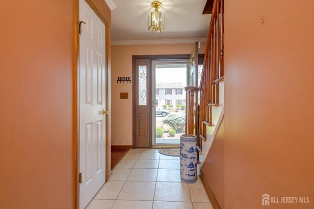 9 Salem Street, Piscataway, NJ 08854