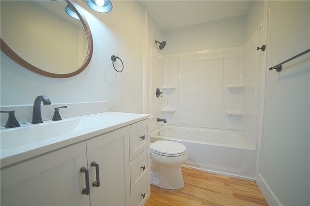 218 Thomas Heights Circle, Seneca, SC 29678