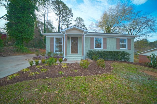 218 Thomas Heights Circle, Seneca, SC 29678