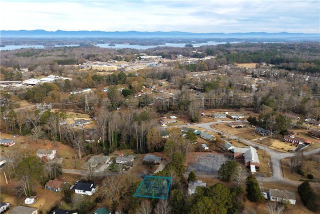 218 Thomas Heights Circle, Seneca, SC 29678