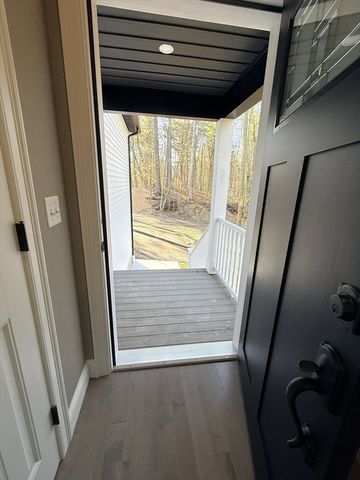 24 Cooper Rd, Webster, MA 01570