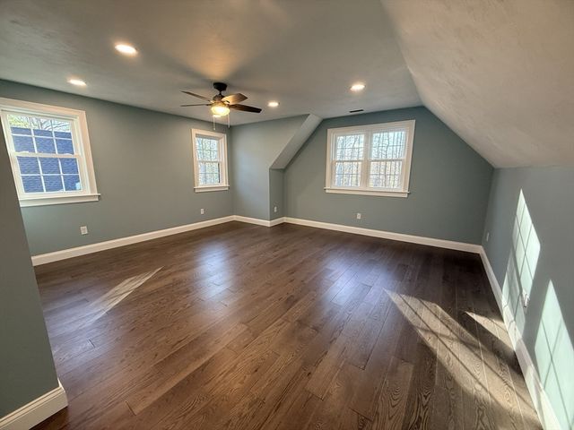 24 Cooper Rd, Webster, MA 01570