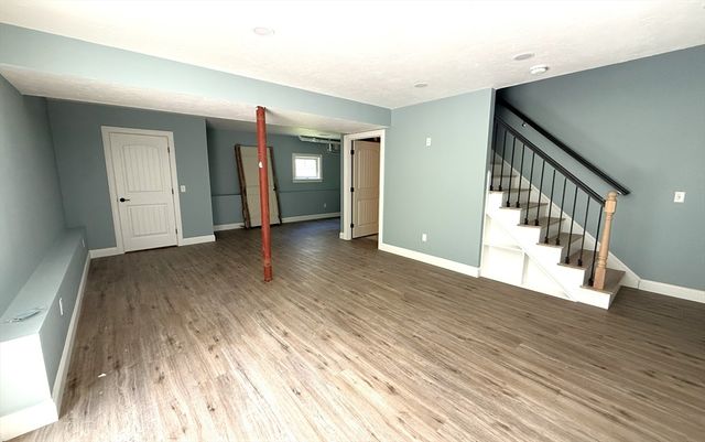 24 Cooper Rd, Webster, MA 01570