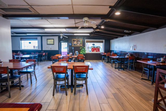 1276 N 1st Street, Fresno, CA 93703