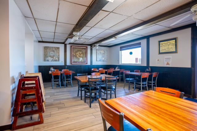 1276 N 1st Street, Fresno, CA 93703