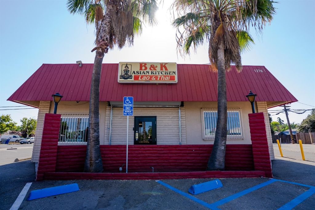 1276 N 1st Street, Fresno, CA 93703