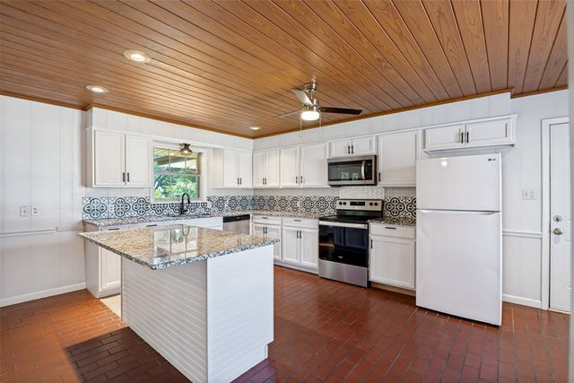 5405 Kayway Drive, Greenville, TX 75402