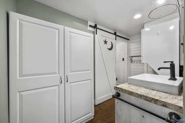 2648 Old Big Cove Road, Owens Cross Roads, AL 35760