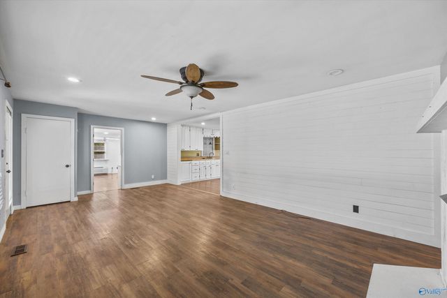 2648 Old Big Cove Road, Owens Cross Roads, AL 35760