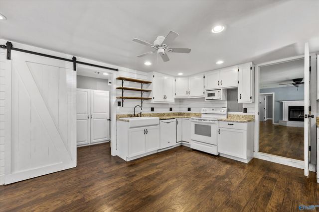 2648 Old Big Cove Road, Owens Cross Roads, AL 35760