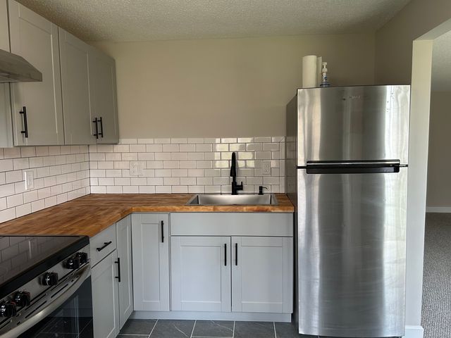 7 Padanaram Road J253, Danbury, CT 06811