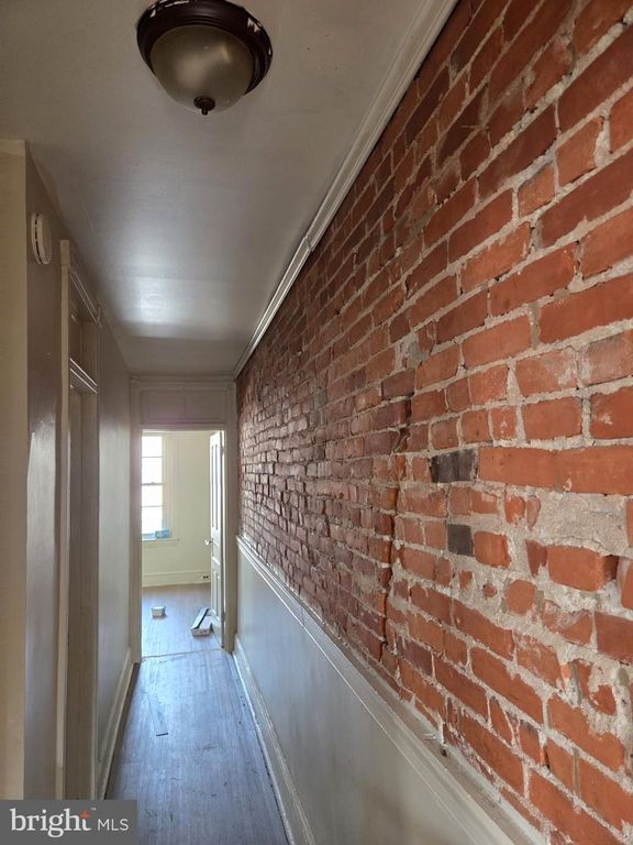 225 S HARRISON ST, Wilmington, DE 19805
