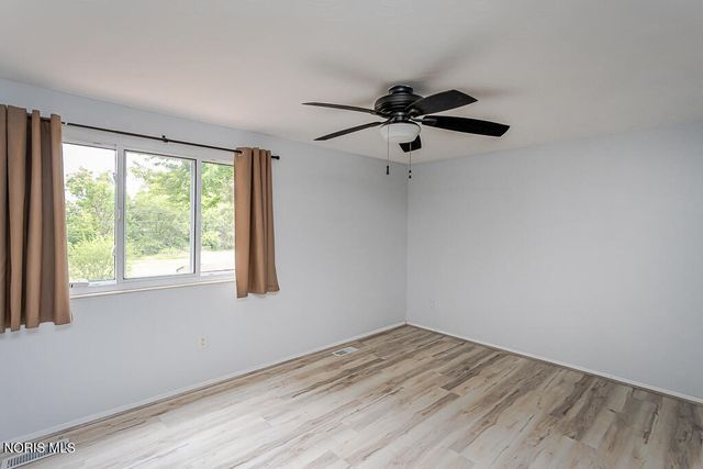 5034 Kitchener Drive, Toledo, OH 43615