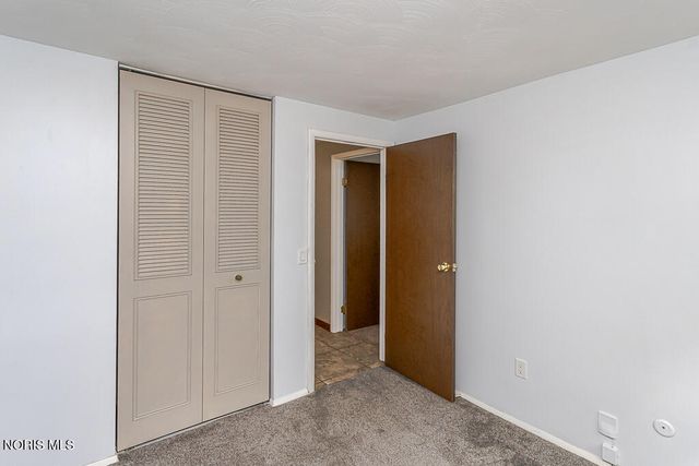 5034 Kitchener Drive, Toledo, OH 43615