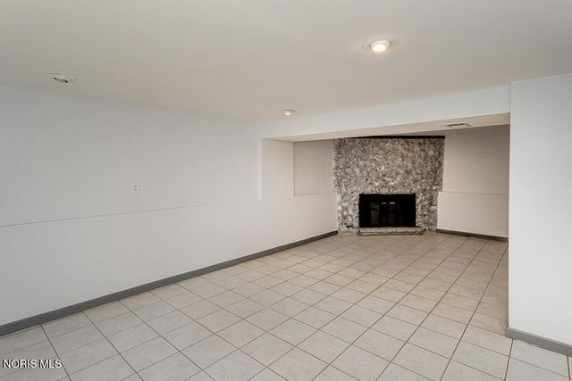 5034 Kitchener Drive, Toledo, OH 43615