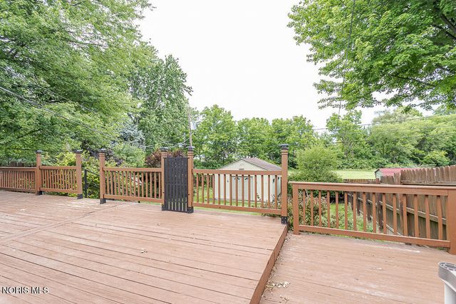 5034 Kitchener Drive, Toledo, OH 43615