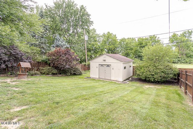 5034 Kitchener Drive, Toledo, OH 43615