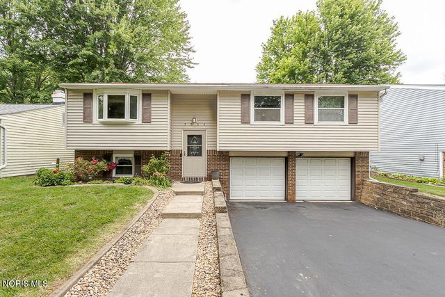 5034 Kitchener Drive, Toledo, OH 43615