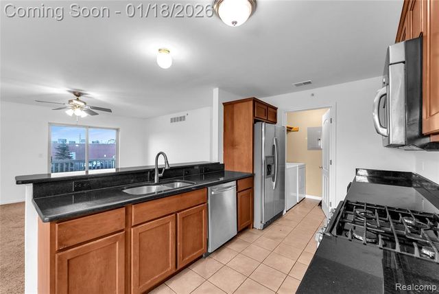 25865 Eastridge Court, New Baltimore, MI 48051