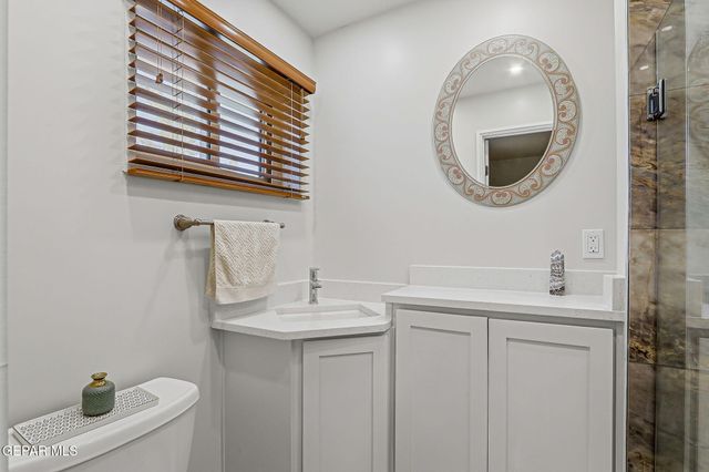 5847 BEAUMONT Place, El Paso, TX 79912