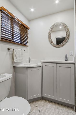 5847 BEAUMONT Place, El Paso, TX 79912