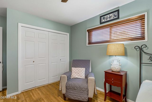 5847 BEAUMONT Place, El Paso, TX 79912