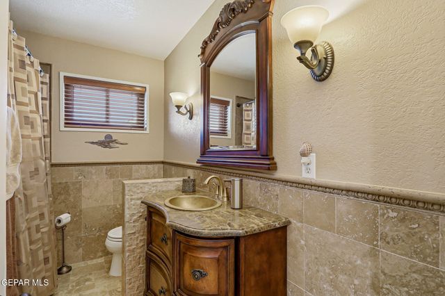 5847 BEAUMONT Place, El Paso, TX 79912