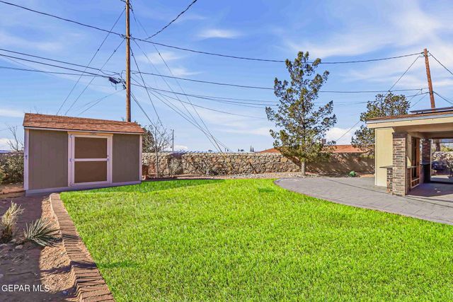 5847 BEAUMONT Place, El Paso, TX 79912