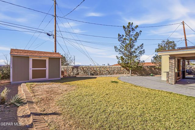 5847 BEAUMONT Place, El Paso, TX 79912