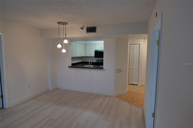 2333 FEATHER SOUND DRIVE A607, Clearwater, FL 33762