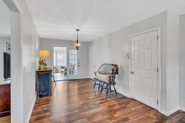 2712 Long Hollow Pike, Hendersonville, TN 37075