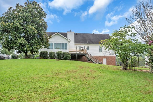 2712 Long Hollow Pike, Hendersonville, TN 37075