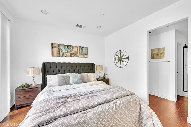 32 League, Irvine, CA 92602