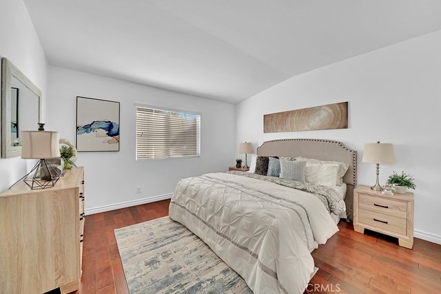32 League, Irvine, CA 92602
