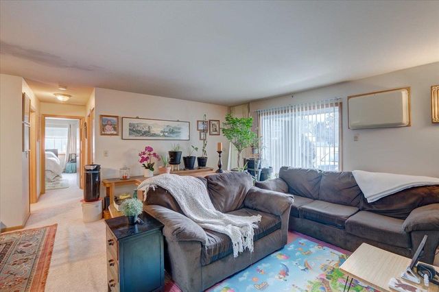 1403 Whispering Pines Way, Fitchburg, WI 53713