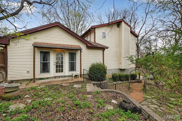 1692 Carman Road, Manchester, MO 63021