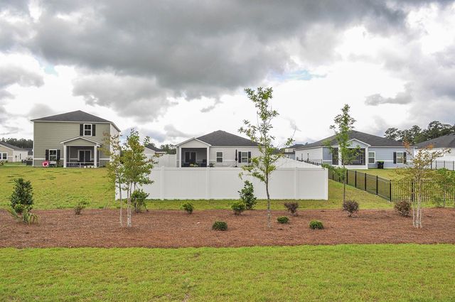 272 Warner Crossing Way, Loris, SC 29569