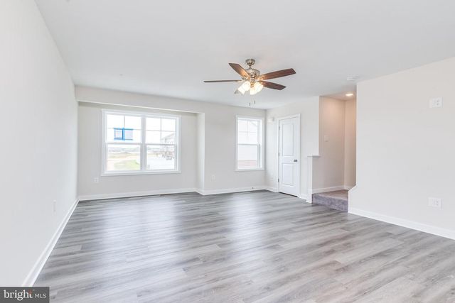 85 MOSES DR, Martinsburg, WV 25405